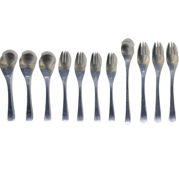 Supreme Cutlery Towle TWS61 Satin Stainless Japan Mid Century MCM Sleek Modern - Picture 2 of 8